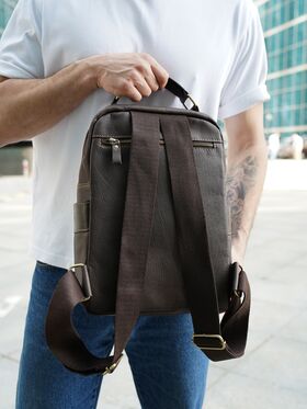 Рюкзак городской с ручкой A4 Ruff Ryder из натуральной кожи