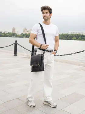 Мужская кожаная сумка Ryff Ryder 1900 через плечо крупная из натуральной кожи