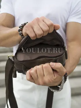 Мужская сумка через плечо из кожи в классическом стиле Ryff Ryder 9070-1