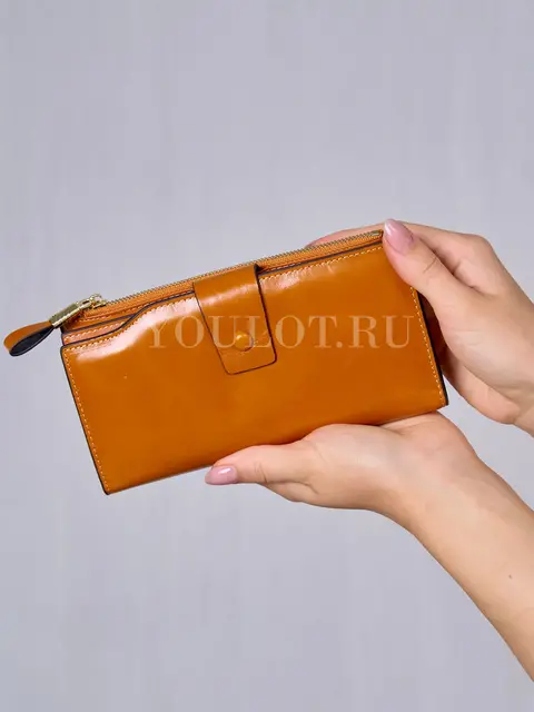 Вместительный кожаный кошелек для женщин с монетницей и молнией Briefcase 8236 хаки
