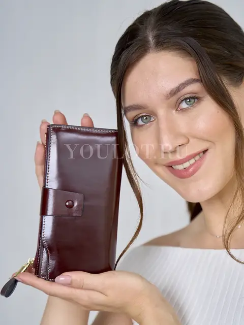 Классический женский кошелек из натуральной кожи на кнопке Briefcase 8236 кофейный